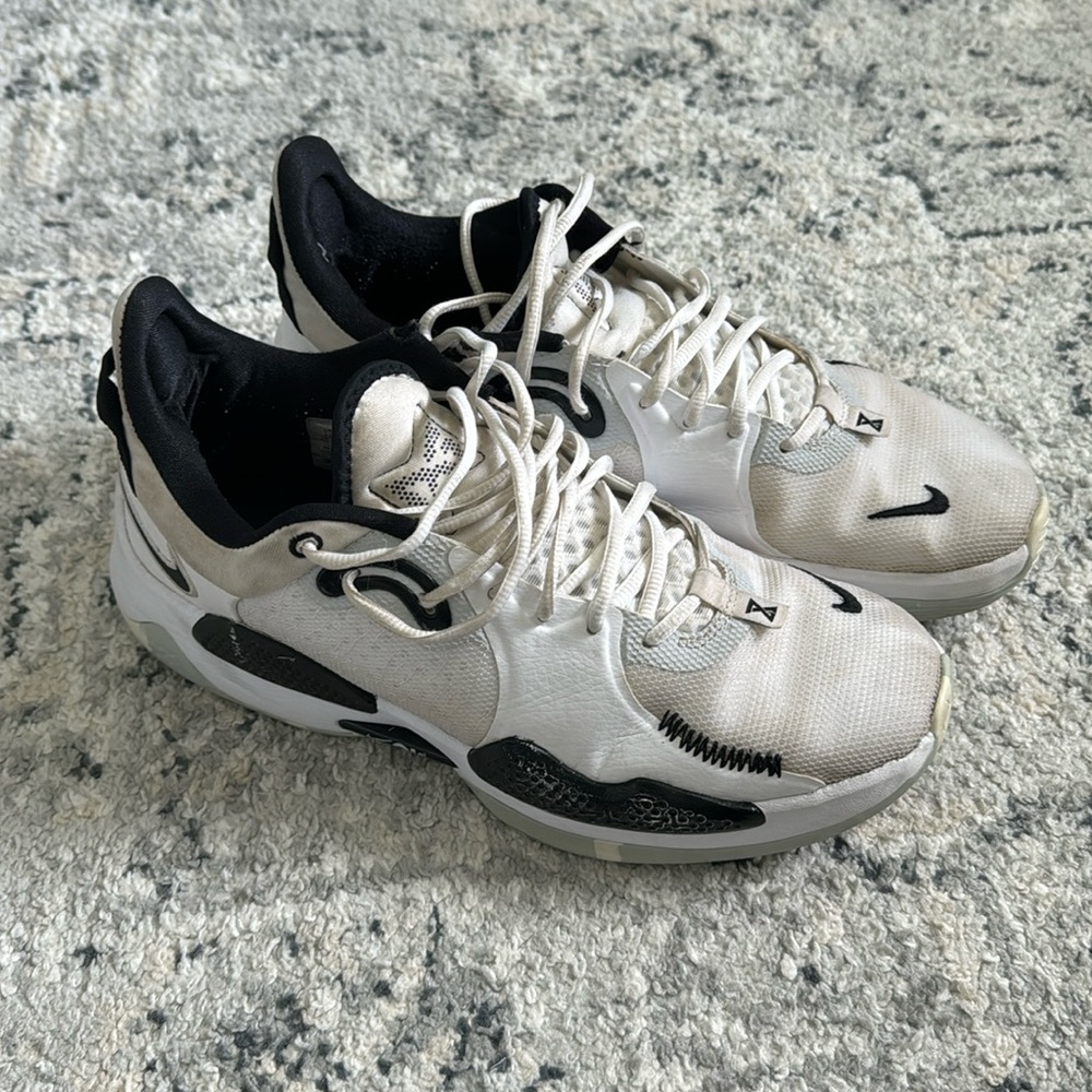Nike Paul George 5 (PG5) Basketball Shoes